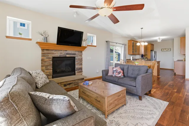 $320,000 | 1046 Stonehaven Drive, Sun Prairie, WI 53590