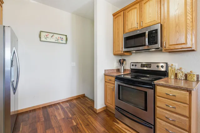 $320,000 | 1046 Stonehaven Drive, Sun Prairie, WI 53590