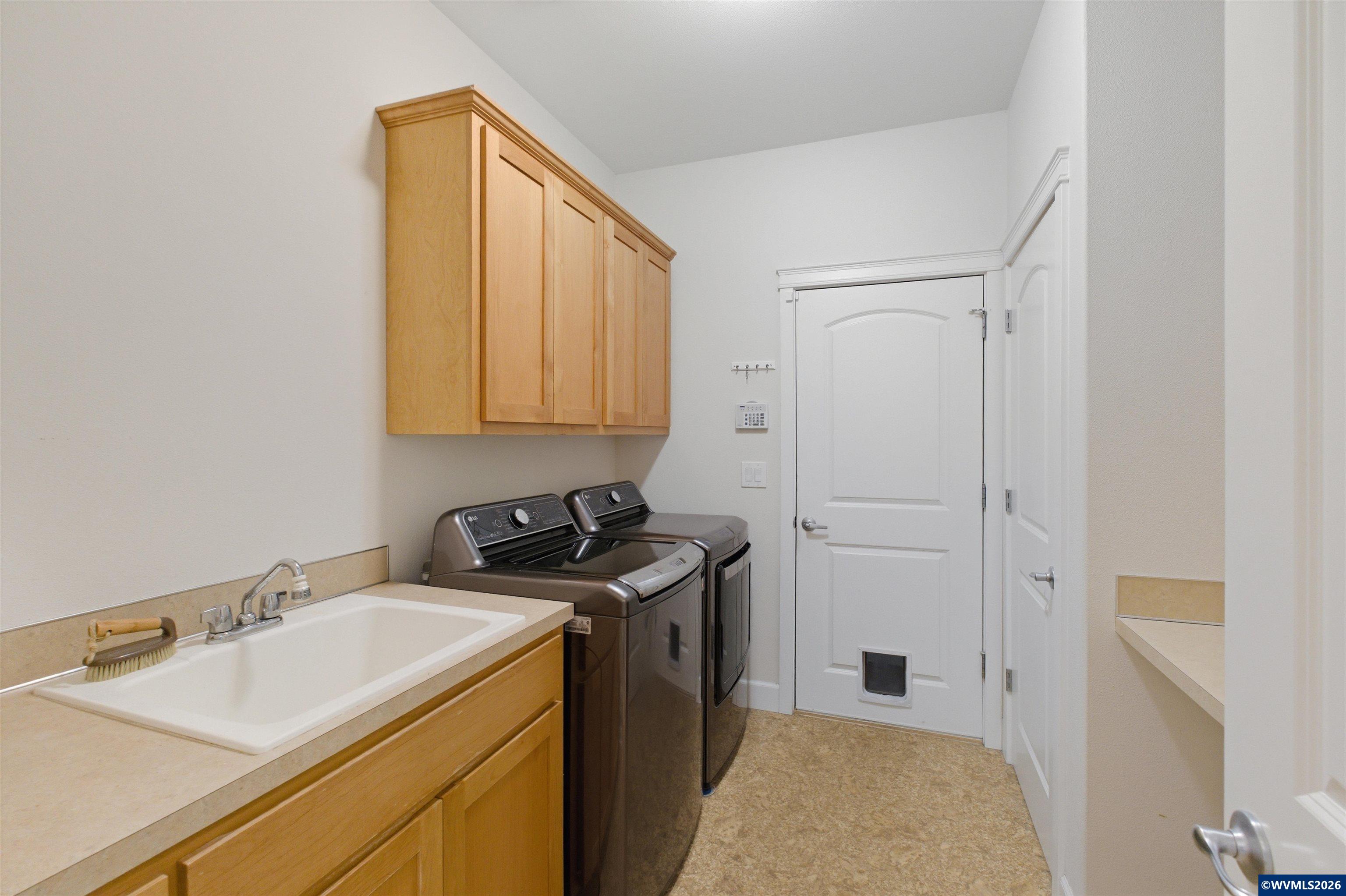 2697 Islander Avenue Northwest Salem, OR 97304 - Photo 30 of 50