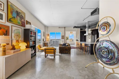 $425,000 | 10 Southwest South River Drive, Unit 1614, Miami, FL 33130