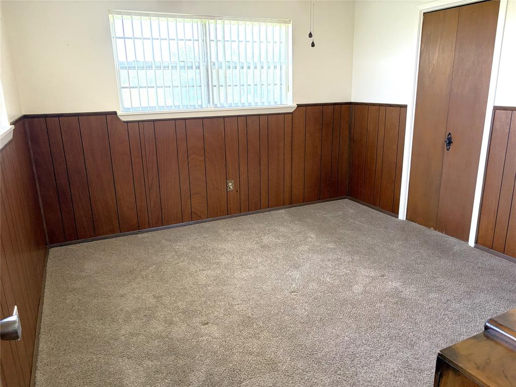 3472 Desvoignes Road Denison, TX 75021 - Photo 10 of 27 Same Bedroom no Staging
