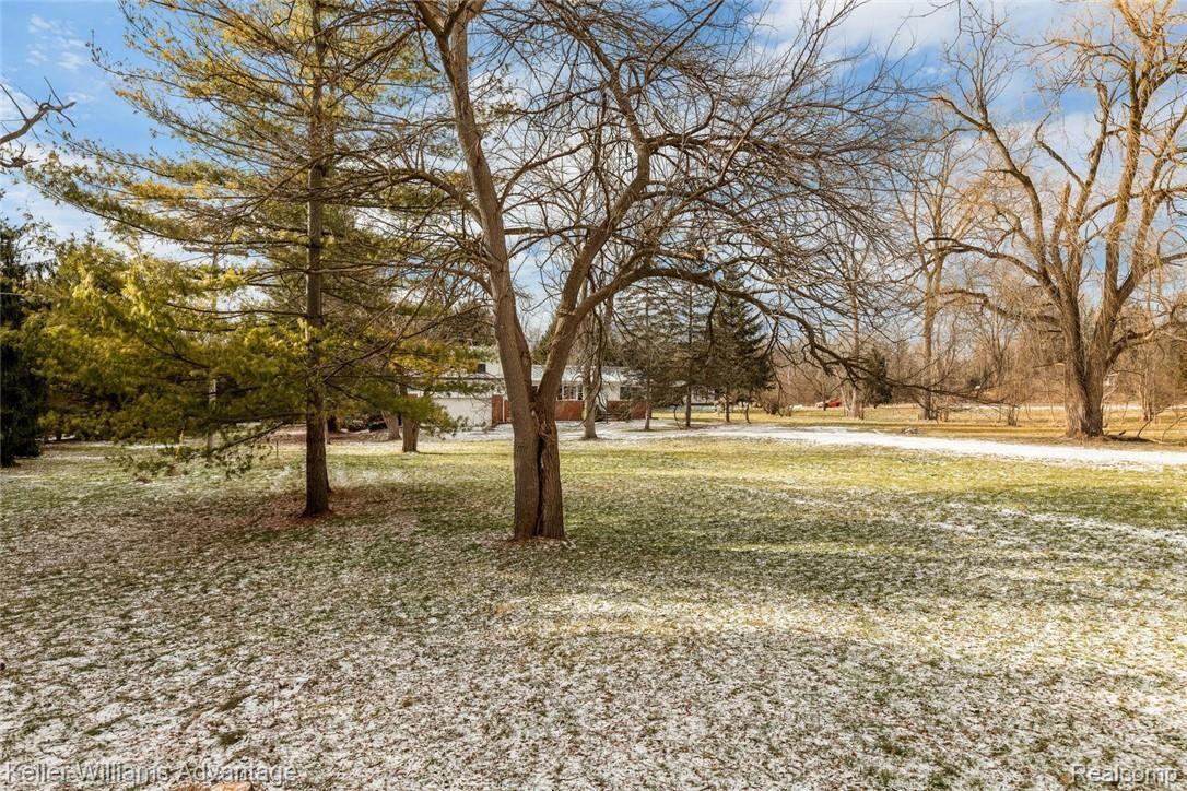 2952 Old Plank Road Milford, MI 48381 - Photo 31 of 31 Backyard