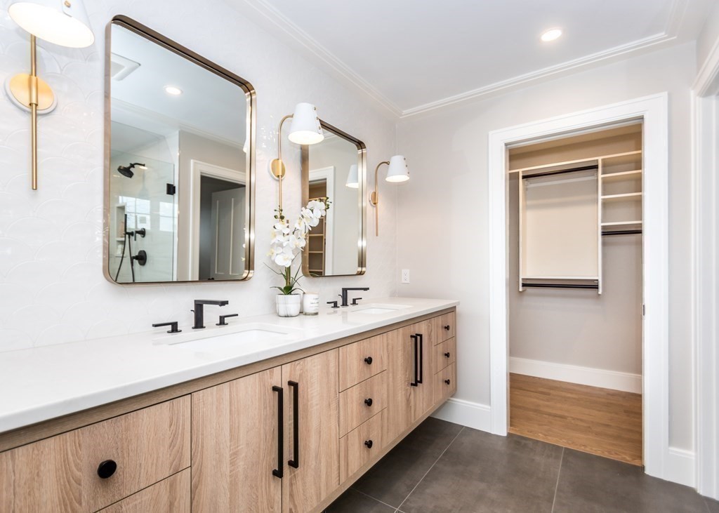 1382 Trapelo Road Waltham, MA 02451 - Photo 23 of 40