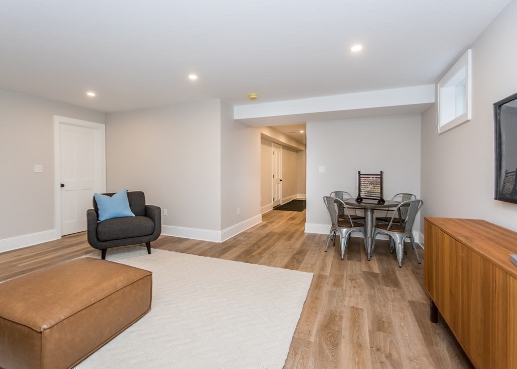 1382 Trapelo Road Waltham, MA 02451 - Photo 33 of 40