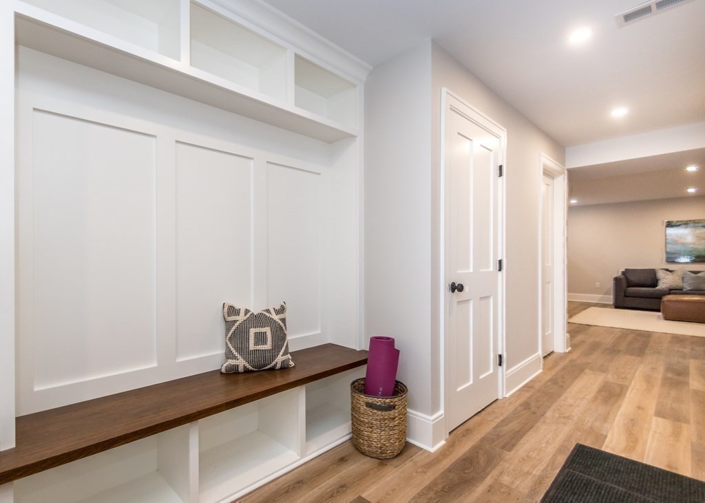1382 Trapelo Road Waltham, MA 02451 - Photo 34 of 40