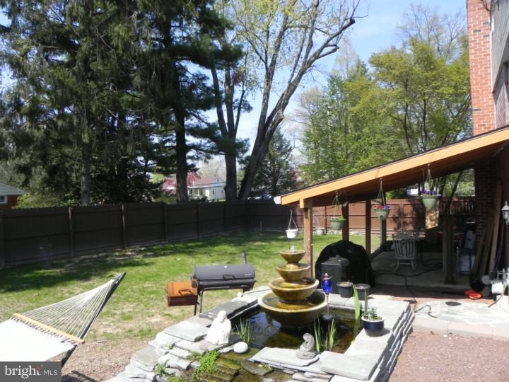 1386 Jolly Road Blue Bell, PA 19422 - Photo 8 of 25 Back Yard