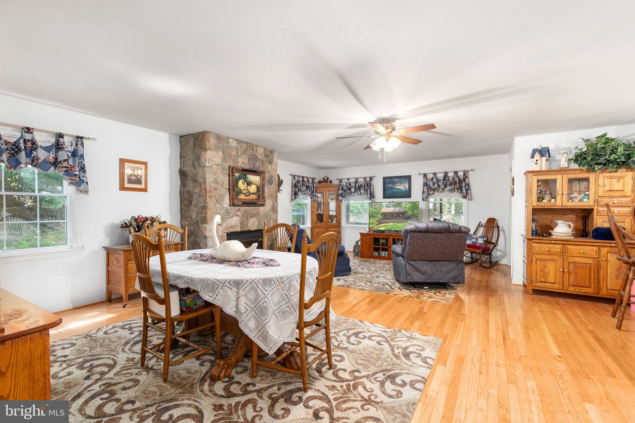 399 Salt Lick Road Front Royal, VA 22630 - Photo 3 of 42 Gallery Image 3