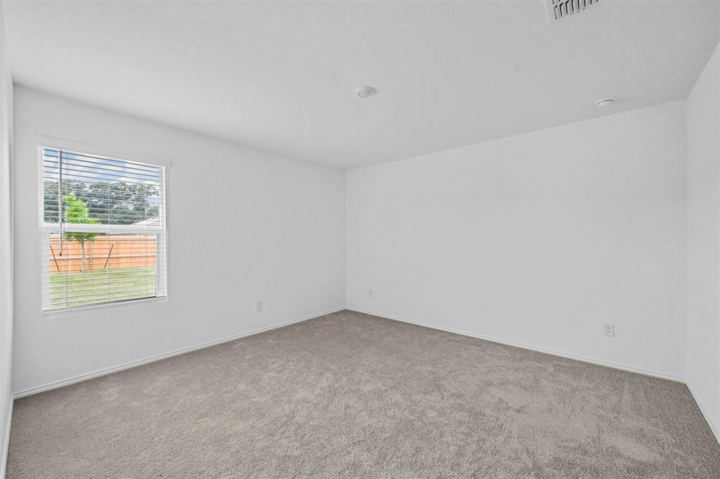 1737 Overall Lane Dallas, TX 75253 - Photo 15 of 21 an empty room with a window