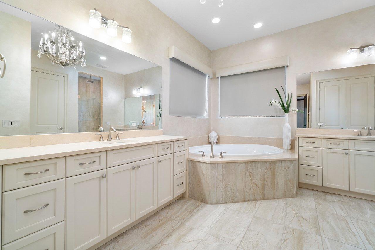 108 Tim Mara Drive Jupiter, FL 33477 - Photo 20 of 43 012-108TimMaraDrive-Jupiter-FL-33477-SMA