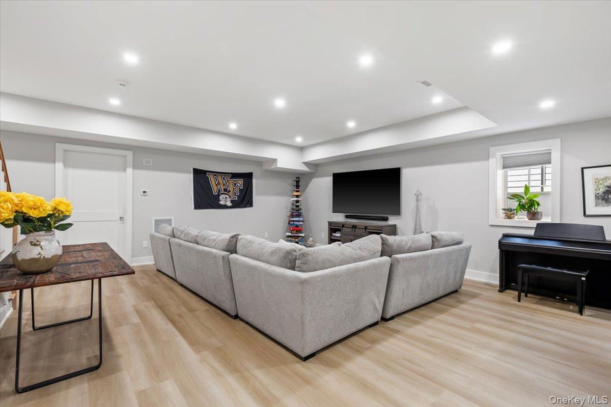 81 Theodore Fremd Avenue, Unit A Rye, NY 10580 - Photo 20 of 31