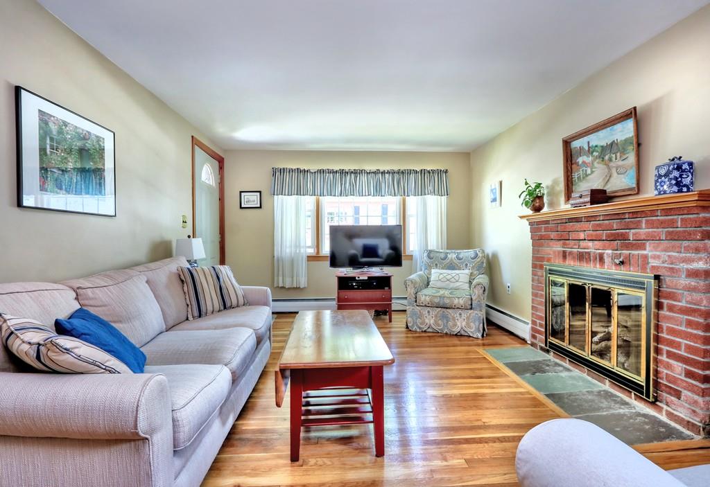 185 Glenellen Road Boston, MA 02132 - Photo 4 of 26 Gallery Image 4