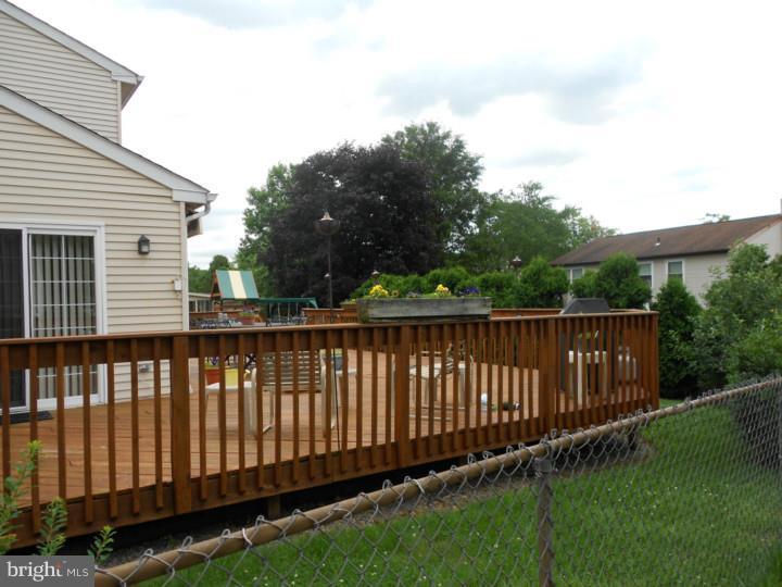 3609 Creamery Road Bensalem, PA 19020 - Photo 5 of 25 Deck
