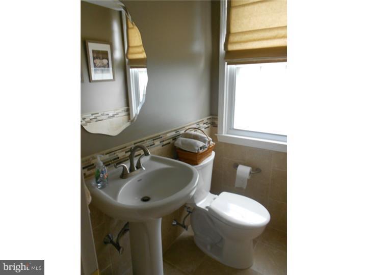 3609 Creamery Road Bensalem, PA 19020 - Photo 9 of 25 Bathroom