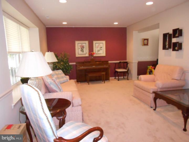 3609 Creamery Road Bensalem, PA 19020 - Photo 10 of 25 Living Room