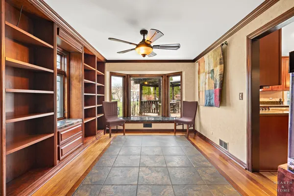 $725,000 | 1630 Castaway Court, Hoffman Estates, IL 60010
