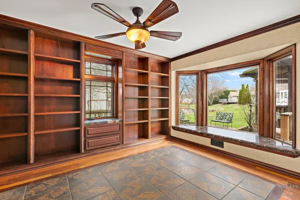 $725,000 | 1630 Castaway Court, Hoffman Estates, IL 60010
