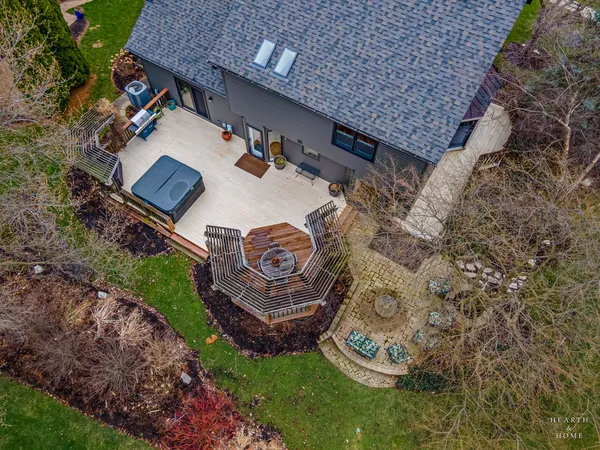 $725,000 | 1630 Castaway Court, Hoffman Estates, IL 60010