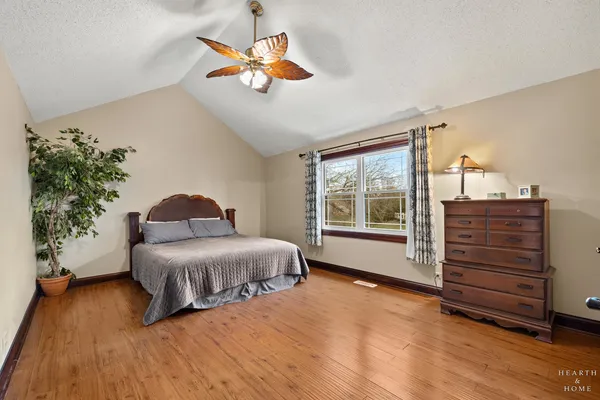 $725,000 | 1630 Castaway Court, Hoffman Estates, IL 60010