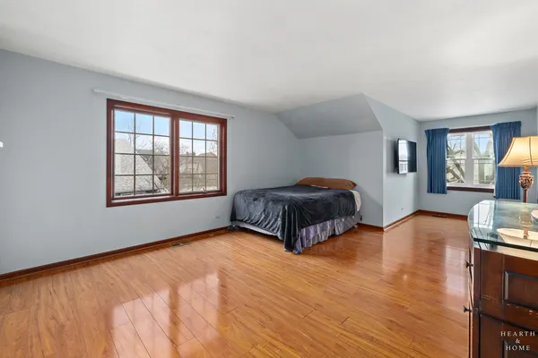 $725,000 | 1630 Castaway Court, Hoffman Estates, IL 60010