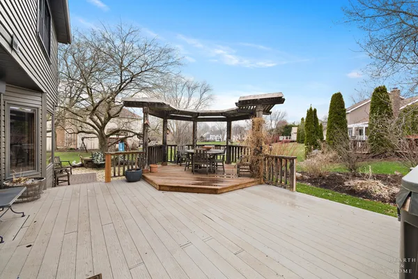 $725,000 | 1630 Castaway Court, Hoffman Estates, IL 60010