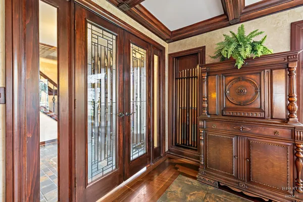 $725,000 | 1630 Castaway Court, Hoffman Estates, IL 60010