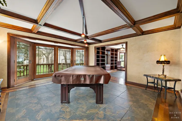 $725,000 | 1630 Castaway Court, Hoffman Estates, IL 60010