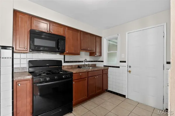 $89,900 | 7805 Utica Drive, St. Louis, MO 63133
