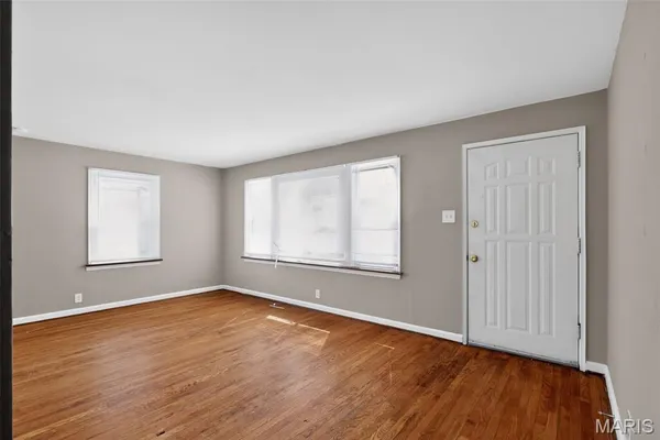 $89,900 | 7805 Utica Drive, St. Louis, MO 63133