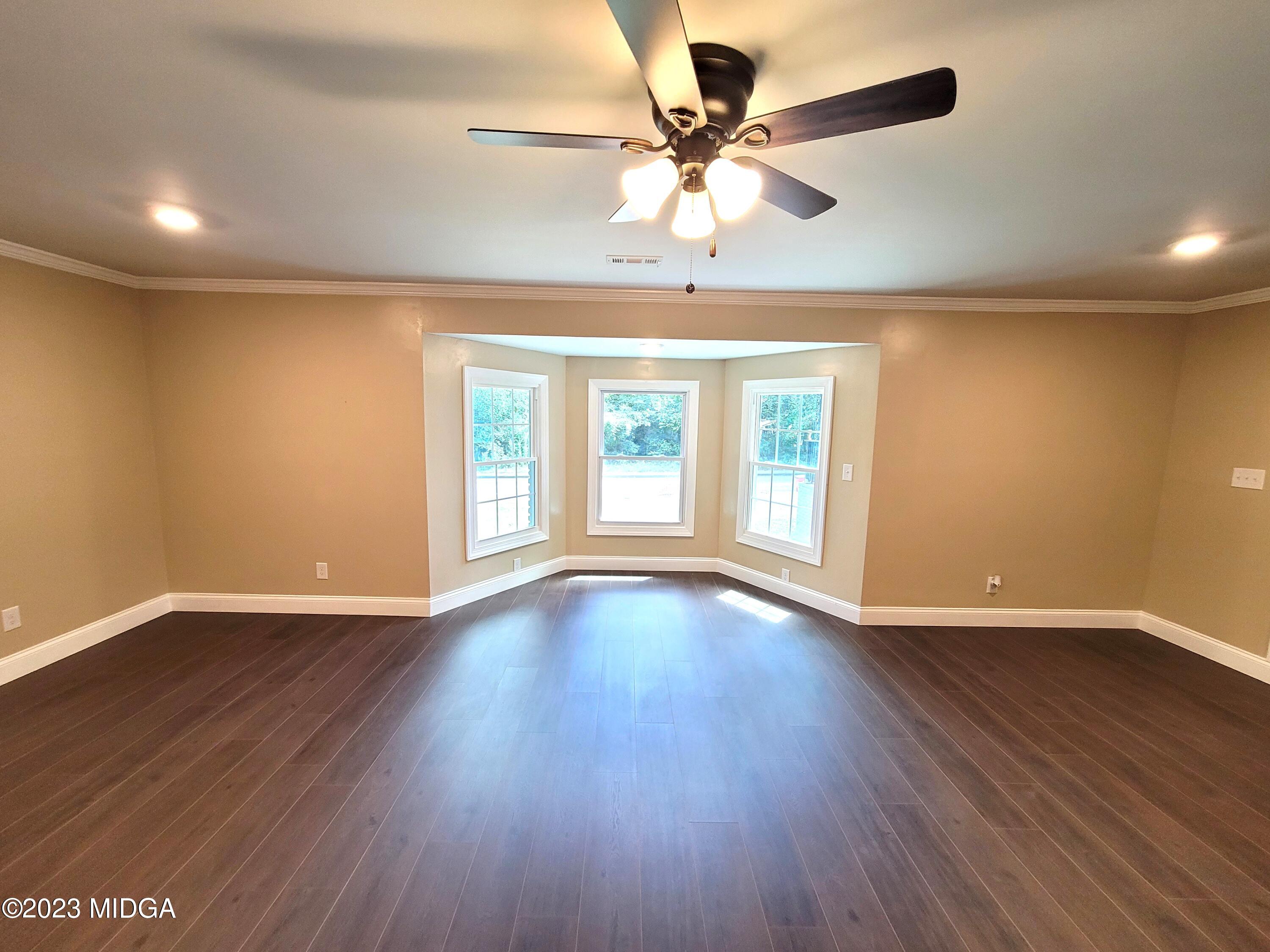 4165 Mumford Road Macon, GA 31204 - Photo 11 of 40 Family Rm Window