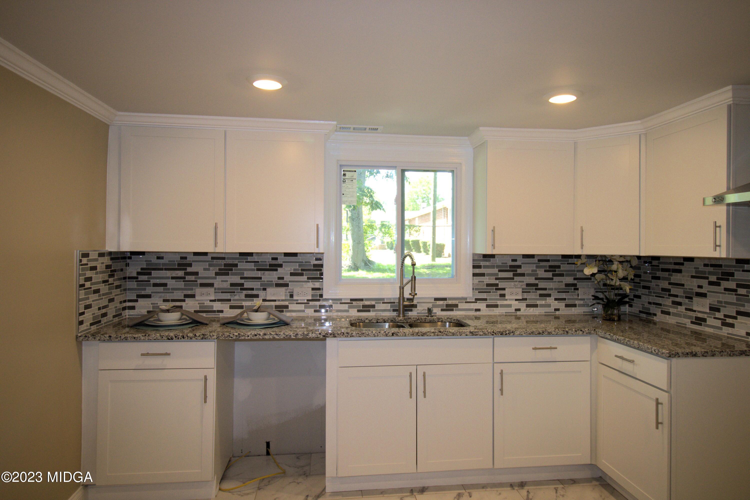 4165 Mumford Road Macon, GA 31204 - Photo 14 of 40 Kitchen