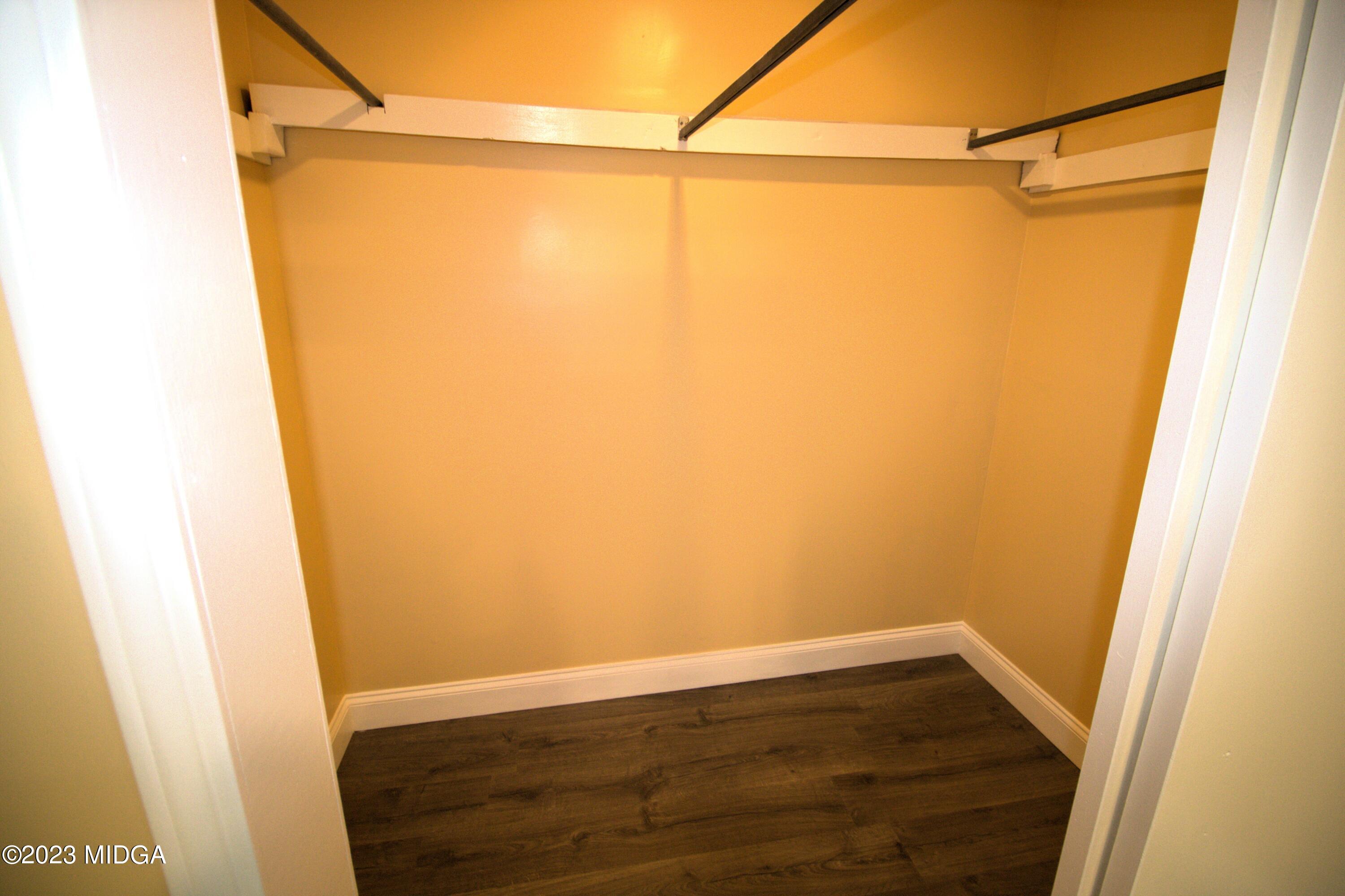 4165 Mumford Road Macon, GA 31204 - Photo 32 of 40 Mastercloset