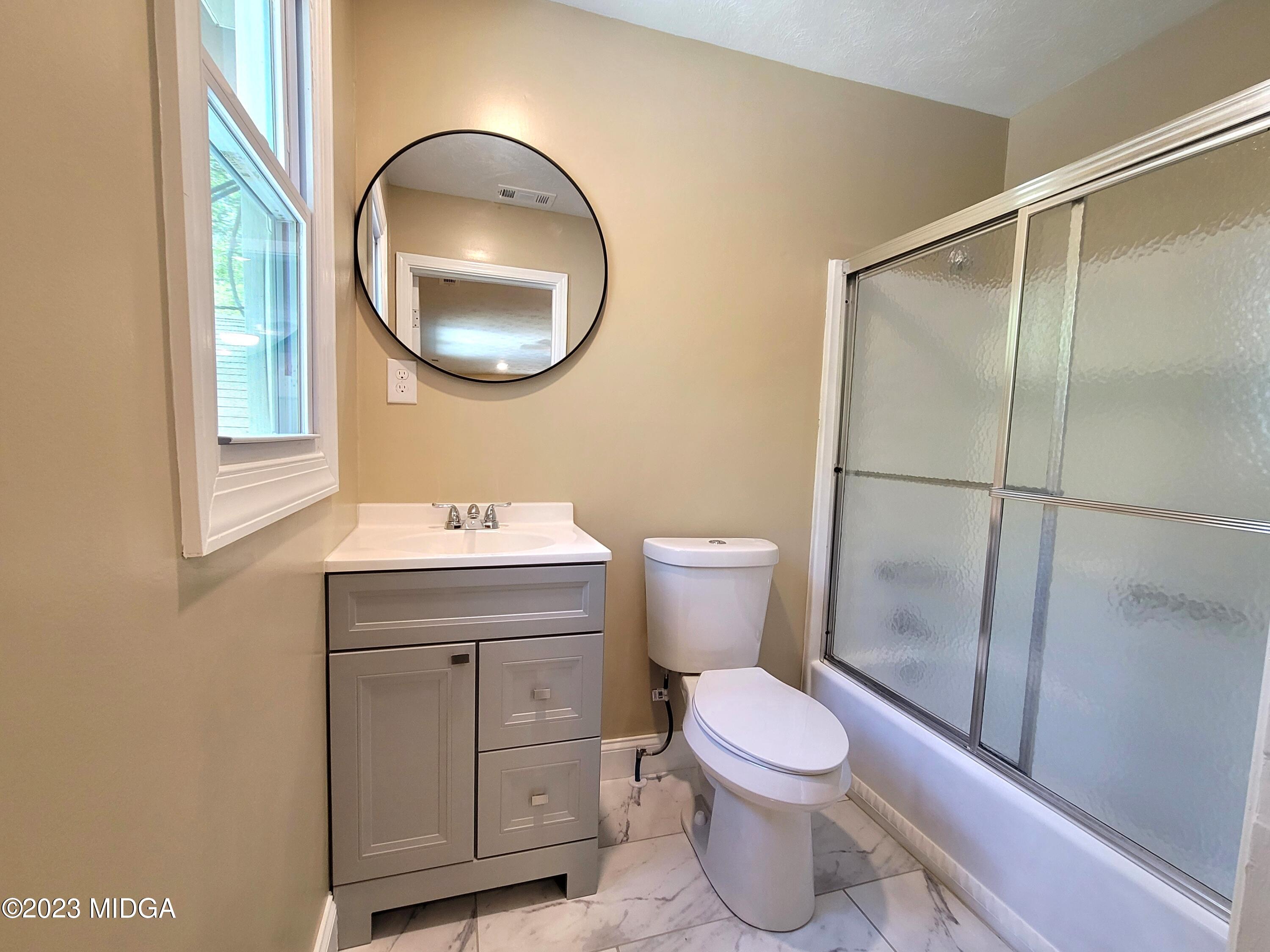 4165 Mumford Road Macon, GA 31204 - Photo 33 of 40 Masterbath