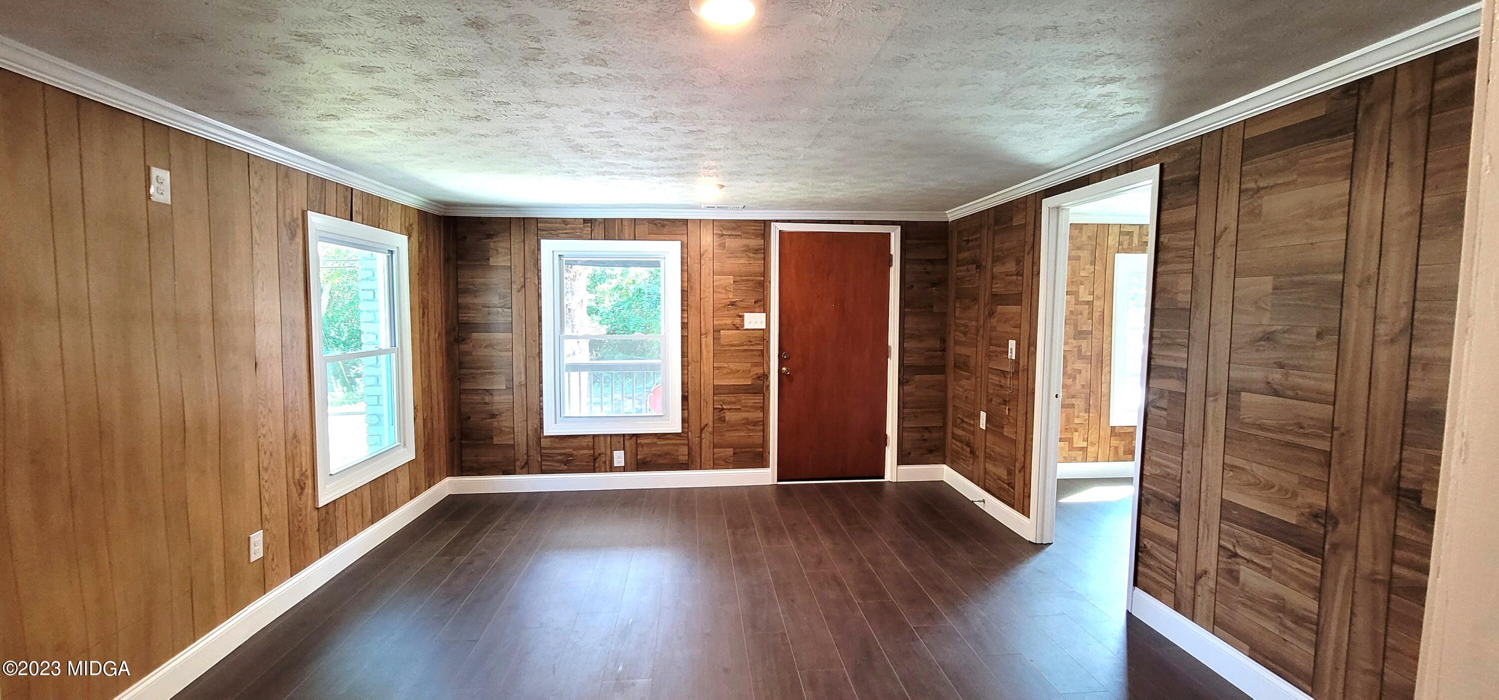 4165 Mumford Road Macon, GA 31204 - Photo 5 of 40 Living Rm