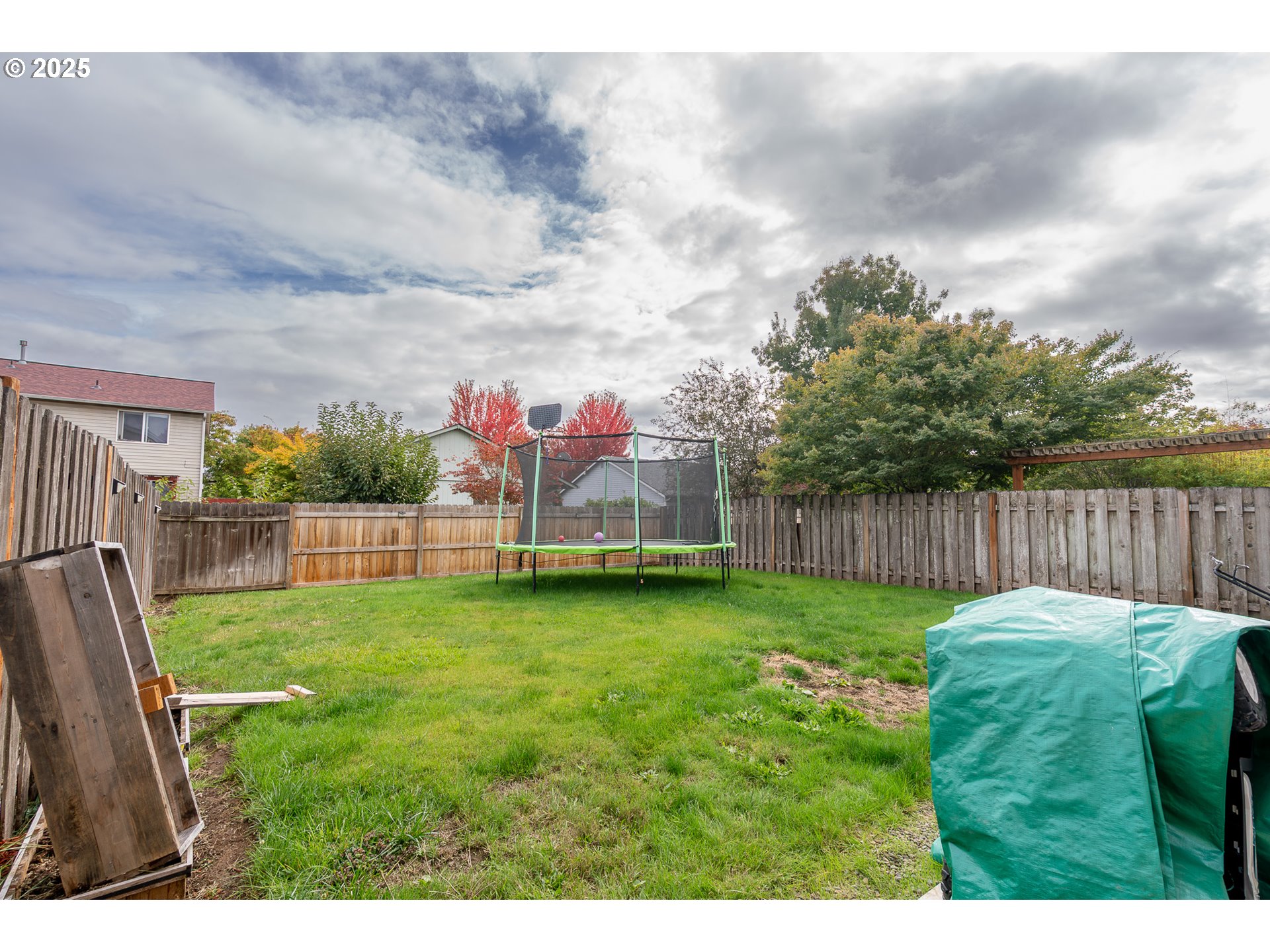 621 Jasmine Circle Independence, OR 97351 - Photo 27 of 29 a view of a backyard with pathway