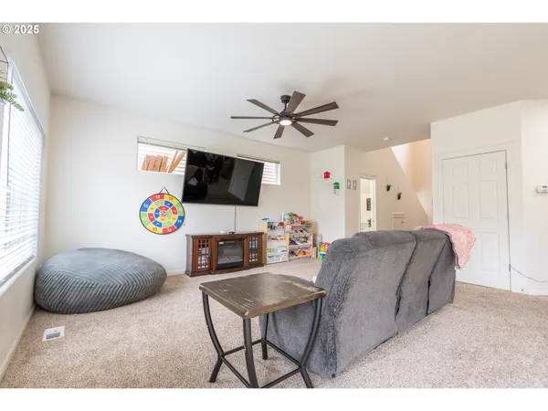$415,000 | 621 Jasmine Circle, Independence, OR 97351
