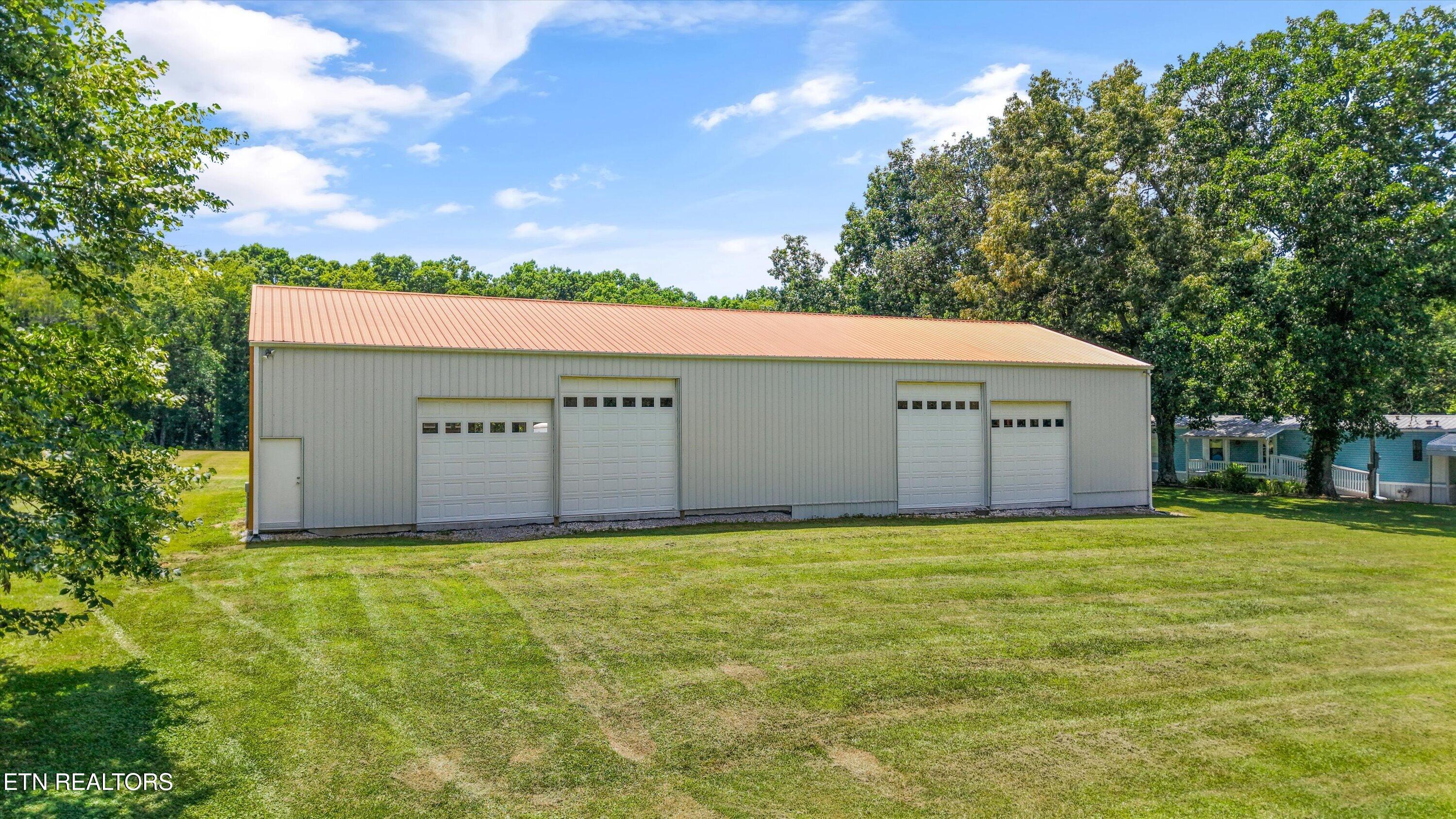 131 Burrville Road Sunbright, TN 37872 - Photo 4 of 55 56-131 Burrville Rd11