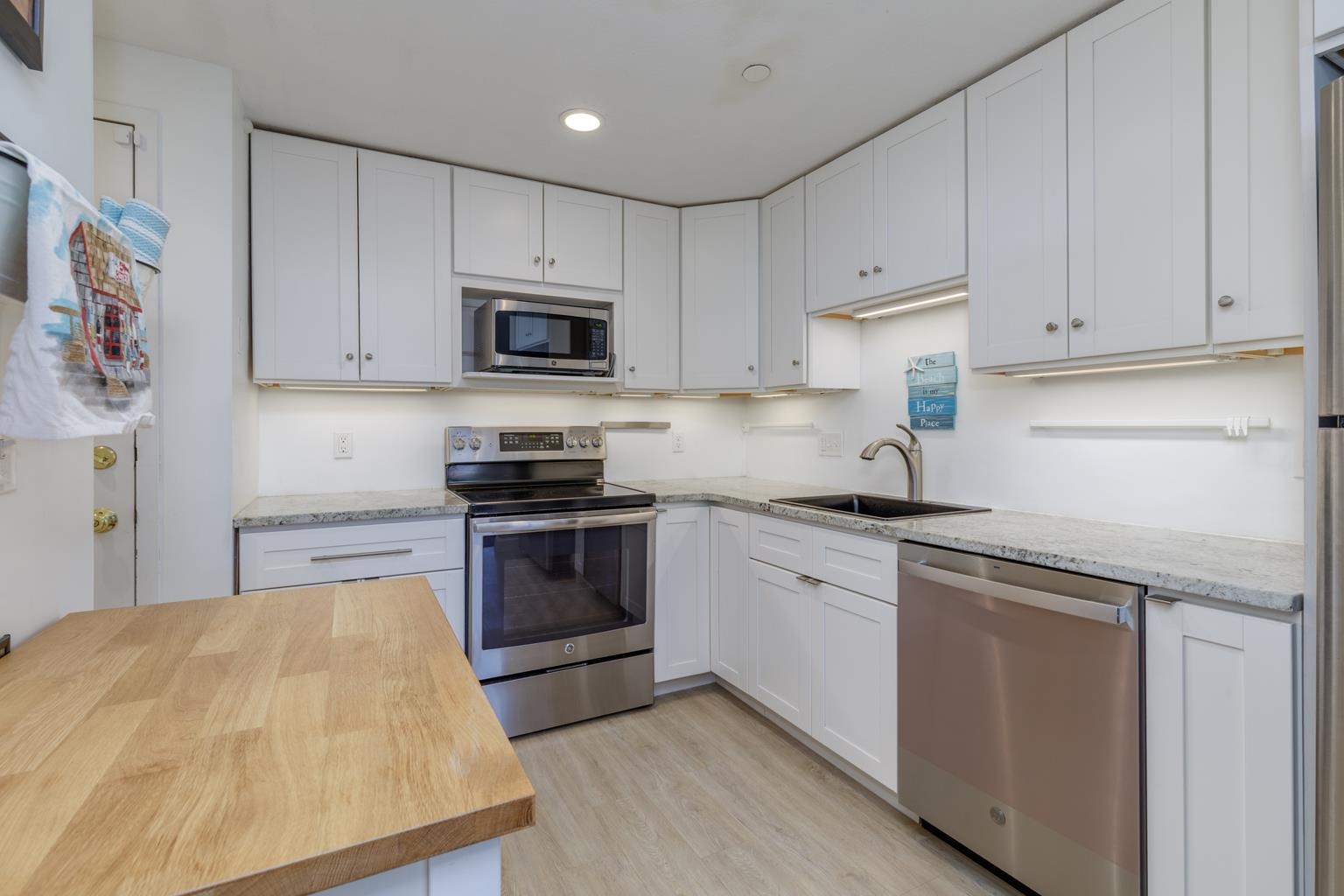 975 Ocean Boulevard, Unit 4 Hampton, NH 03842 - Photo 13 of 30