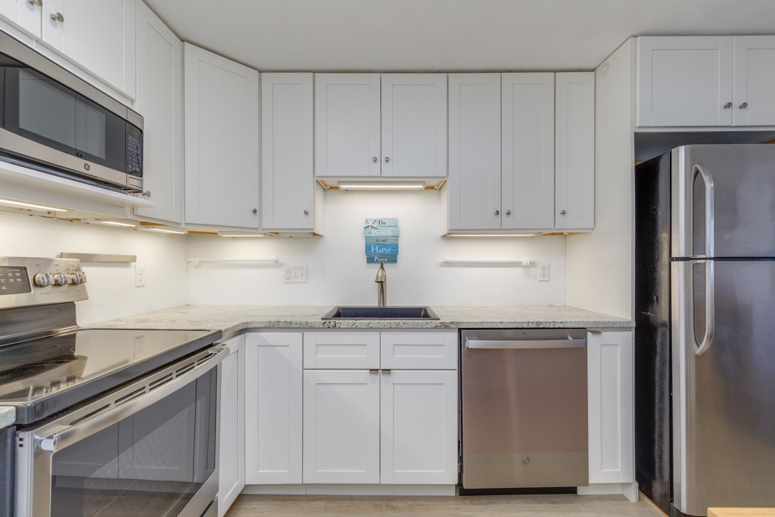 975 Ocean Boulevard, Unit 4 Hampton, NH 03842 - Photo 15 of 30