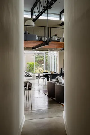 a view of a entrance door of the house