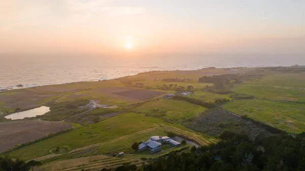 $6,688,888 | 801 Bean Hollow Road, Pescadero, CA 94060
