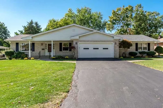 $1,750 | 4121 Crosby Street, Rockford, IL 61107