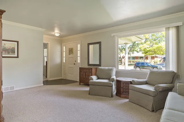 $1,750 | 4121 Crosby Street, Rockford, IL 61107