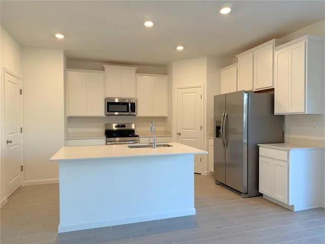 $2,500 | 8926 Southwest 69th Terrace, Ocala, FL 34476