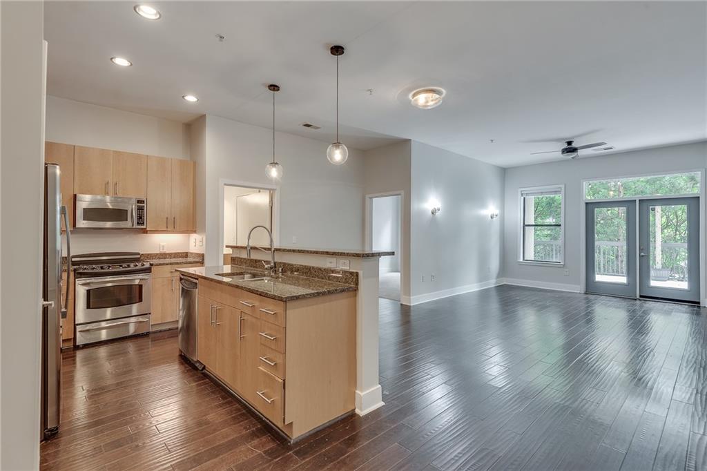 425 Chapel Street Southwest, Unit 2107 Atlanta, GA 30313 - Photo 9 of 43