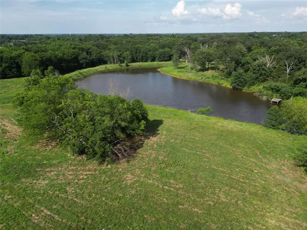 $424,900 | 3371 County Road 3371, Saltillo, TX 75478
