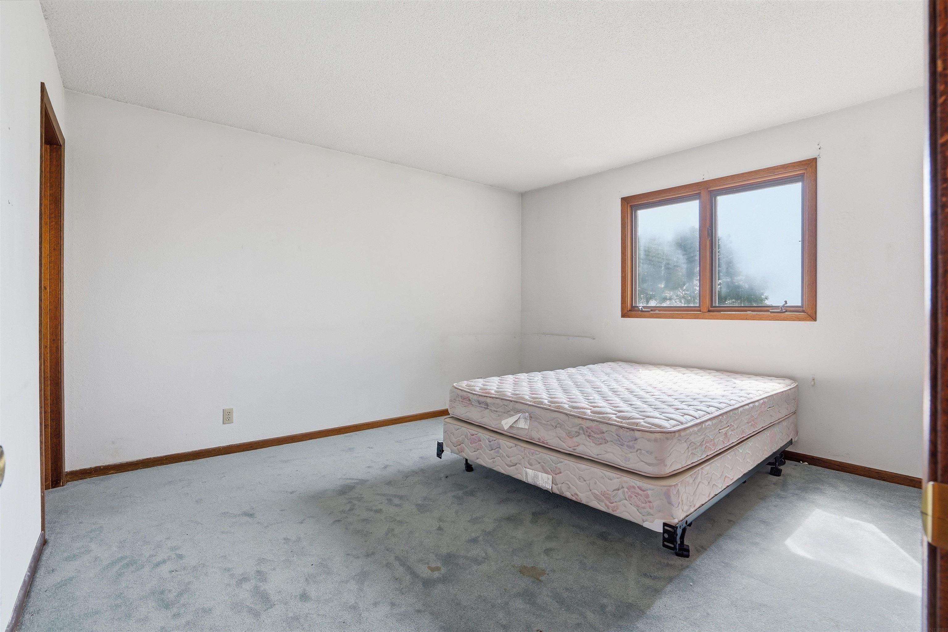 14009 120th Street Maynard, IA 50655 - Photo 17 of 43 Gallery Image 17