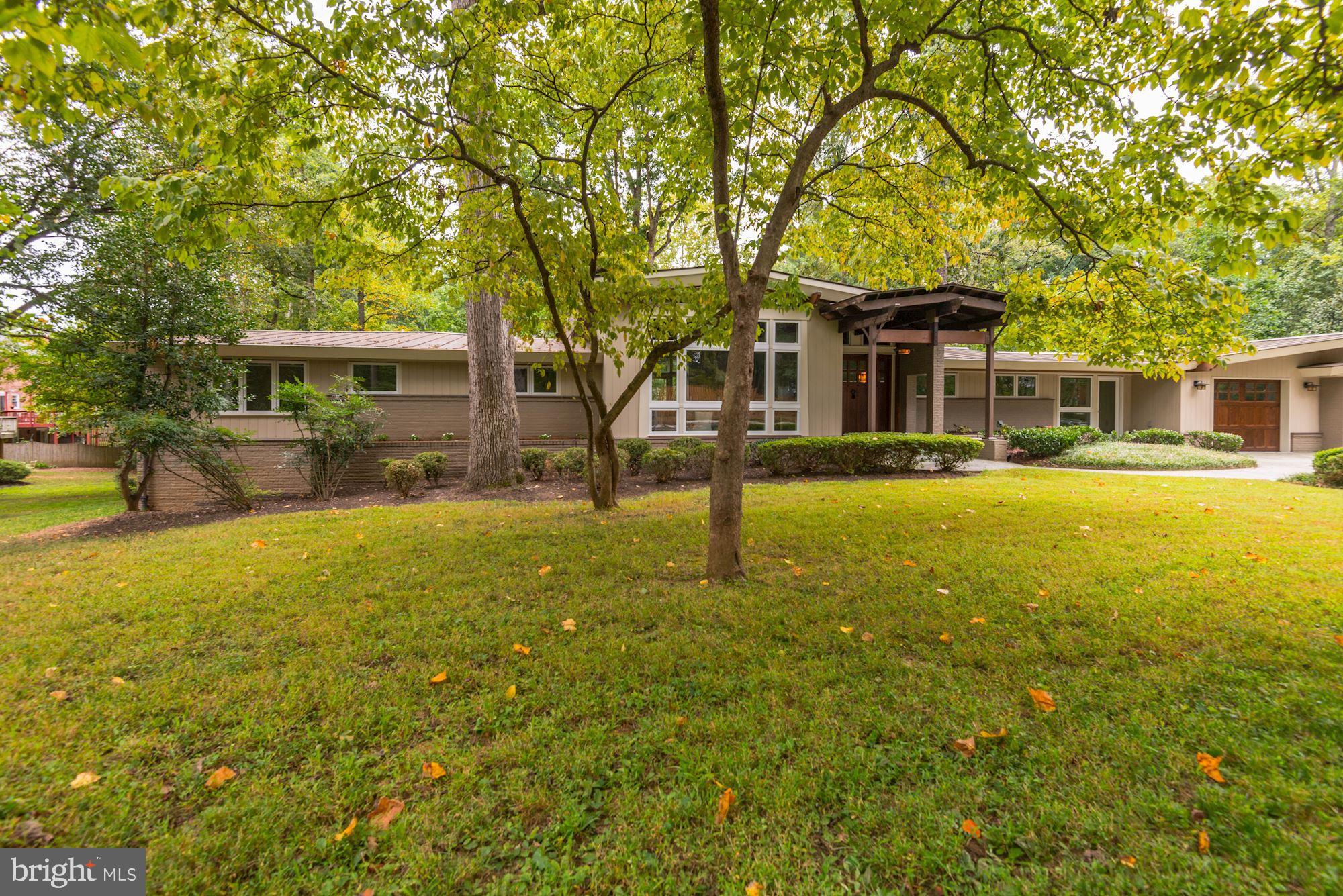 6817 Baron Road McLean, VA 22101 - Photo 3 of 63