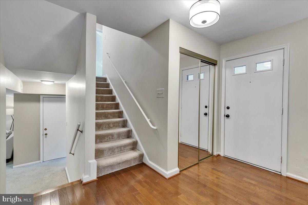 10403 Collingham Drive Fairfax, VA 22032 - Photo 12 of 39