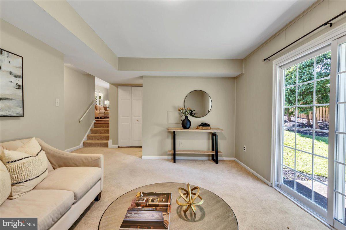 10403 Collingham Drive Fairfax, VA 22032 - Photo 15 of 39