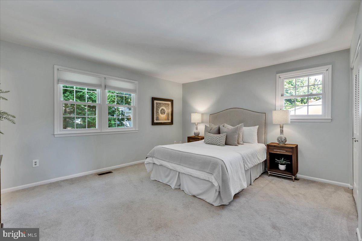 10403 Collingham Drive Fairfax, VA 22032 - Photo 16 of 39